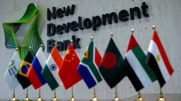 2023-06-01t040041z_1619024579_rc2w81a53vfc_rtrmadp_3_safrica-brics_0